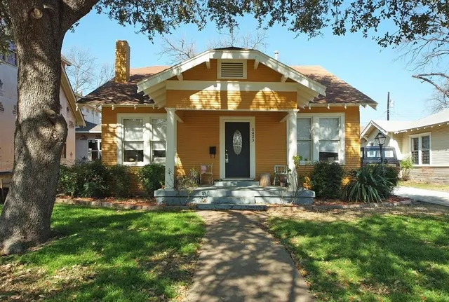 $3,400 | 5423 Bonita Avenue, Dallas, TX 75206