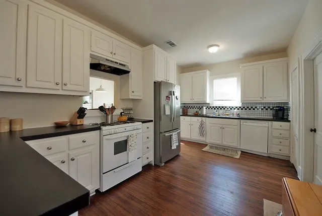 $3,400 | 5423 Bonita Avenue, Dallas, TX 75206