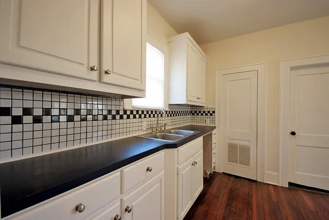 $3,400 | 5423 Bonita Avenue, Dallas, TX 75206