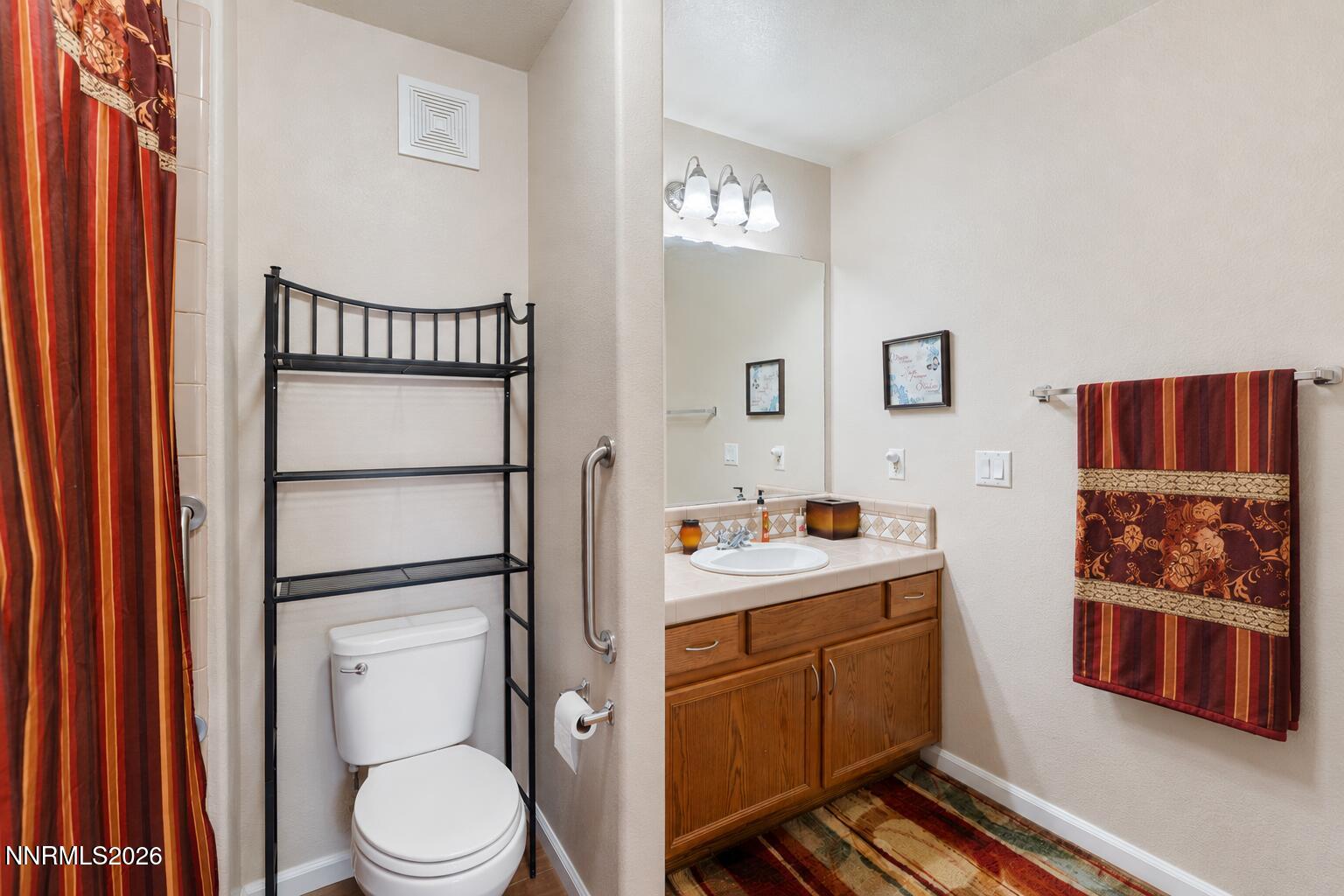 9900 Wilbur May Parkway, Unit 3401 Reno, NV 89521 - Photo 24 of 53 Guest Bathroom