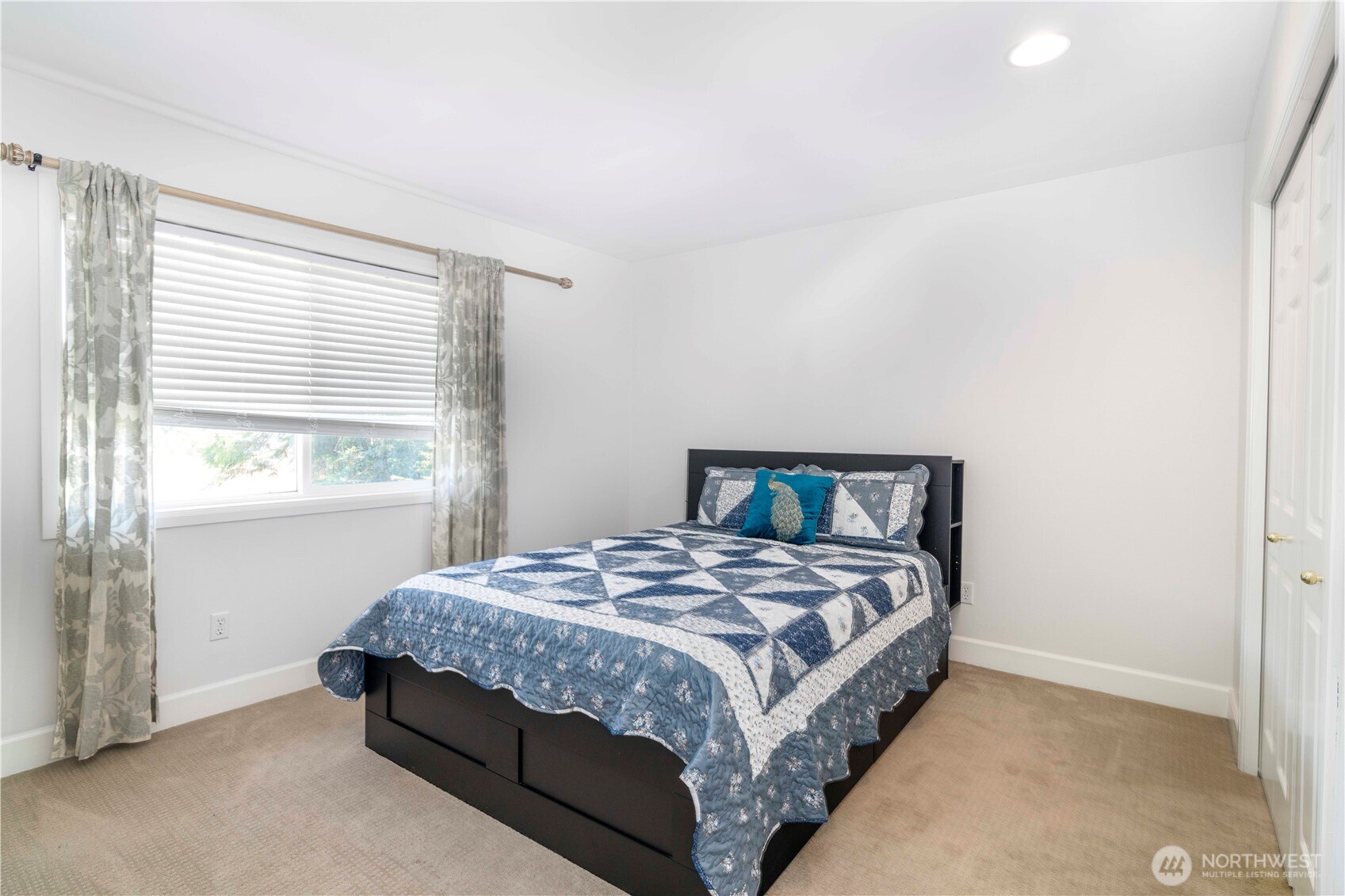 21005 37th Avenue Southeast Bothell, WA 98021 - Photo 12 of 22 Gallery Image 12