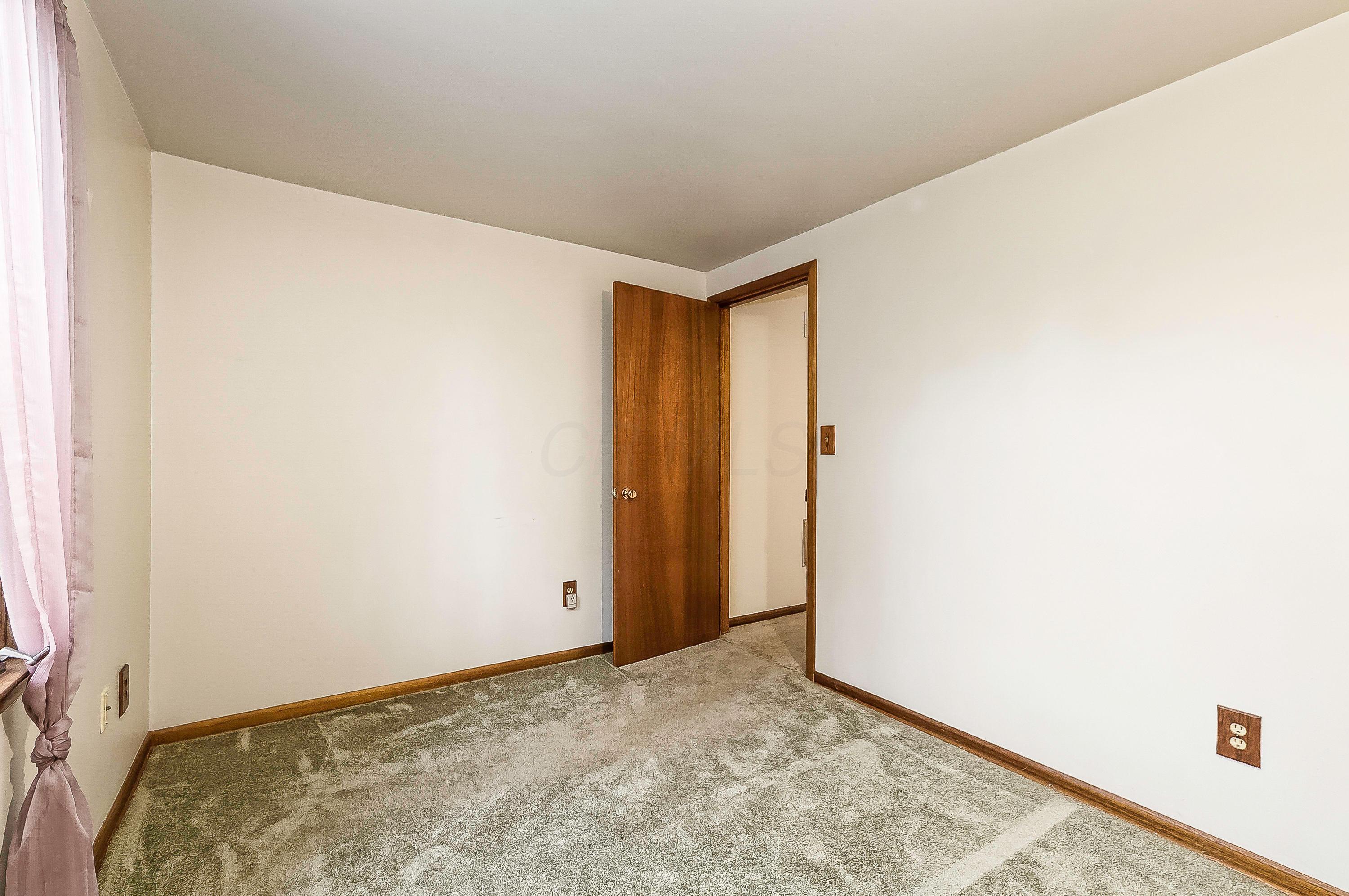 254 Chase Road Columbus, OH 43214 - Photo 19 of 23 Gallery Image 19