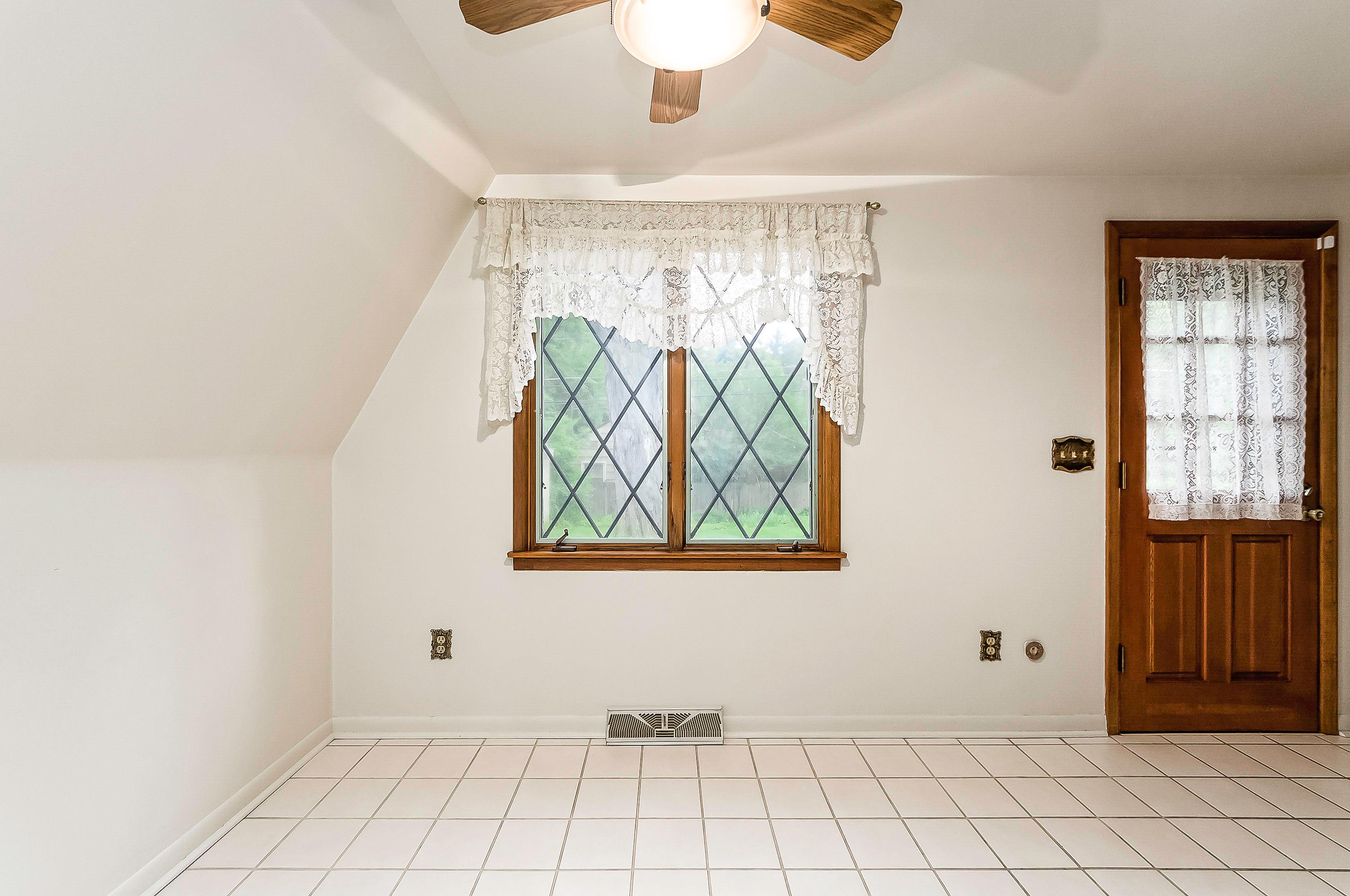 254 Chase Road Columbus, OH 43214 - Photo 5 of 23 Gallery Image 5
