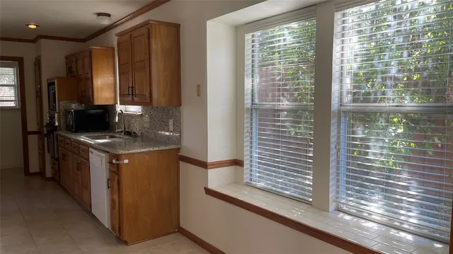 $2,350 | 6705 Sweetwater Drive, Plano, TX 75023