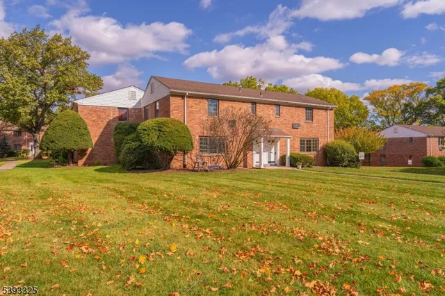 $499,999 | 85B Troy Drive, Springfield, NJ 07081