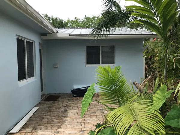$2,500 | 2622 Northwest 54th Street, Tamarac, FL 33309