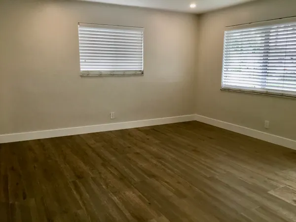 $2,500 | 2622 Northwest 54th Street, Tamarac, FL 33309