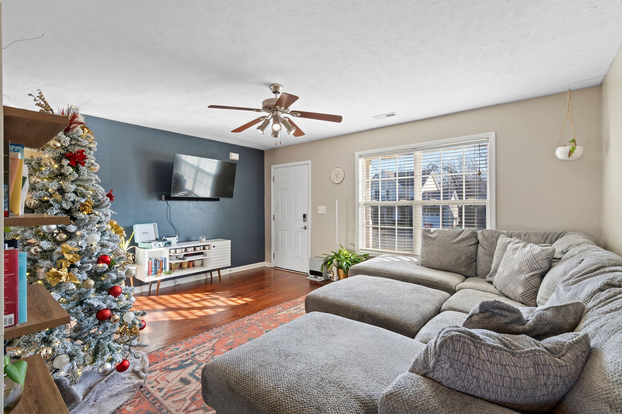 2789 Russet Ridge Drive Clarksville, TN 37040 - Photo 2 of 22