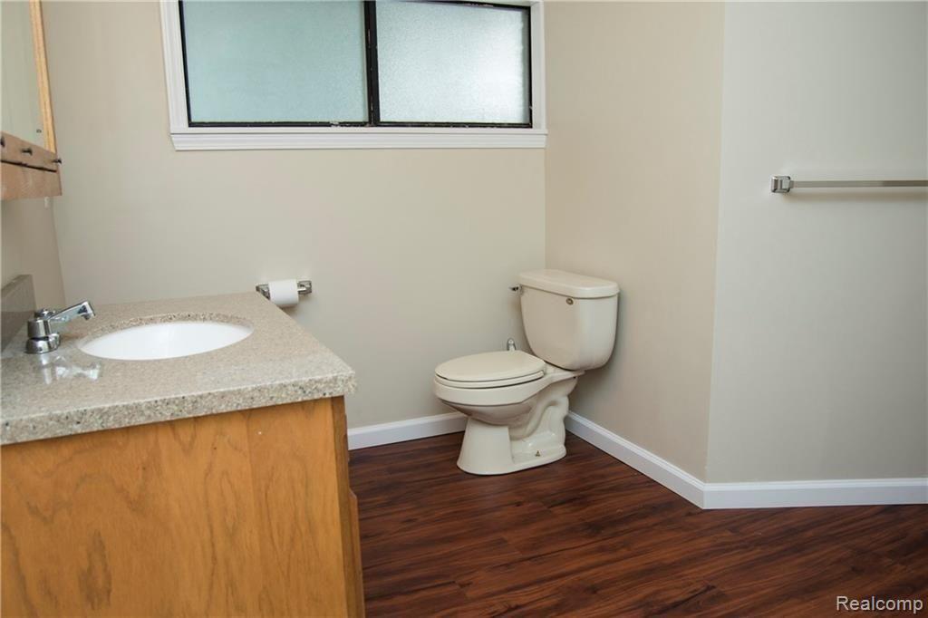 10280 Pardee Road Taylor, MI 48180 - Photo 18 of 28