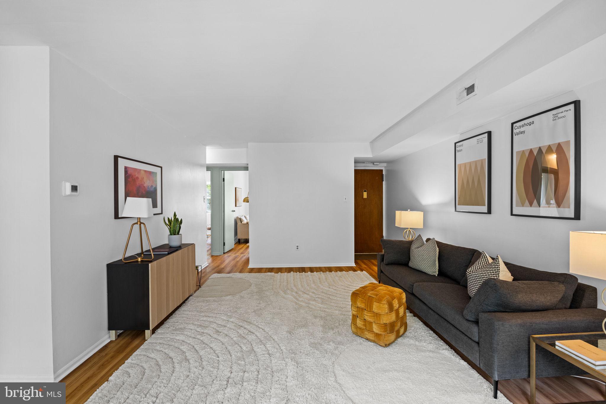 7302 Cresheim Road, Unit D12 Philadelphia, PA 19119 - Photo 4 of 31 Gallery Image 4