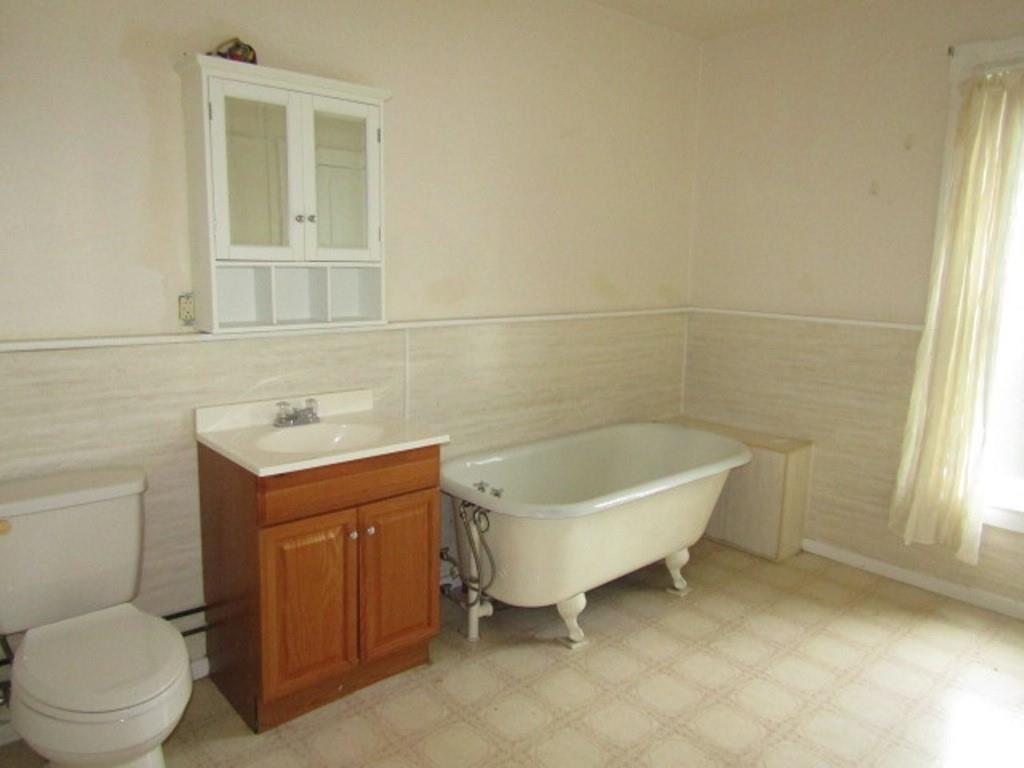 223 Second Street North Jeannette, PA 15644 - Photo 17 of 23