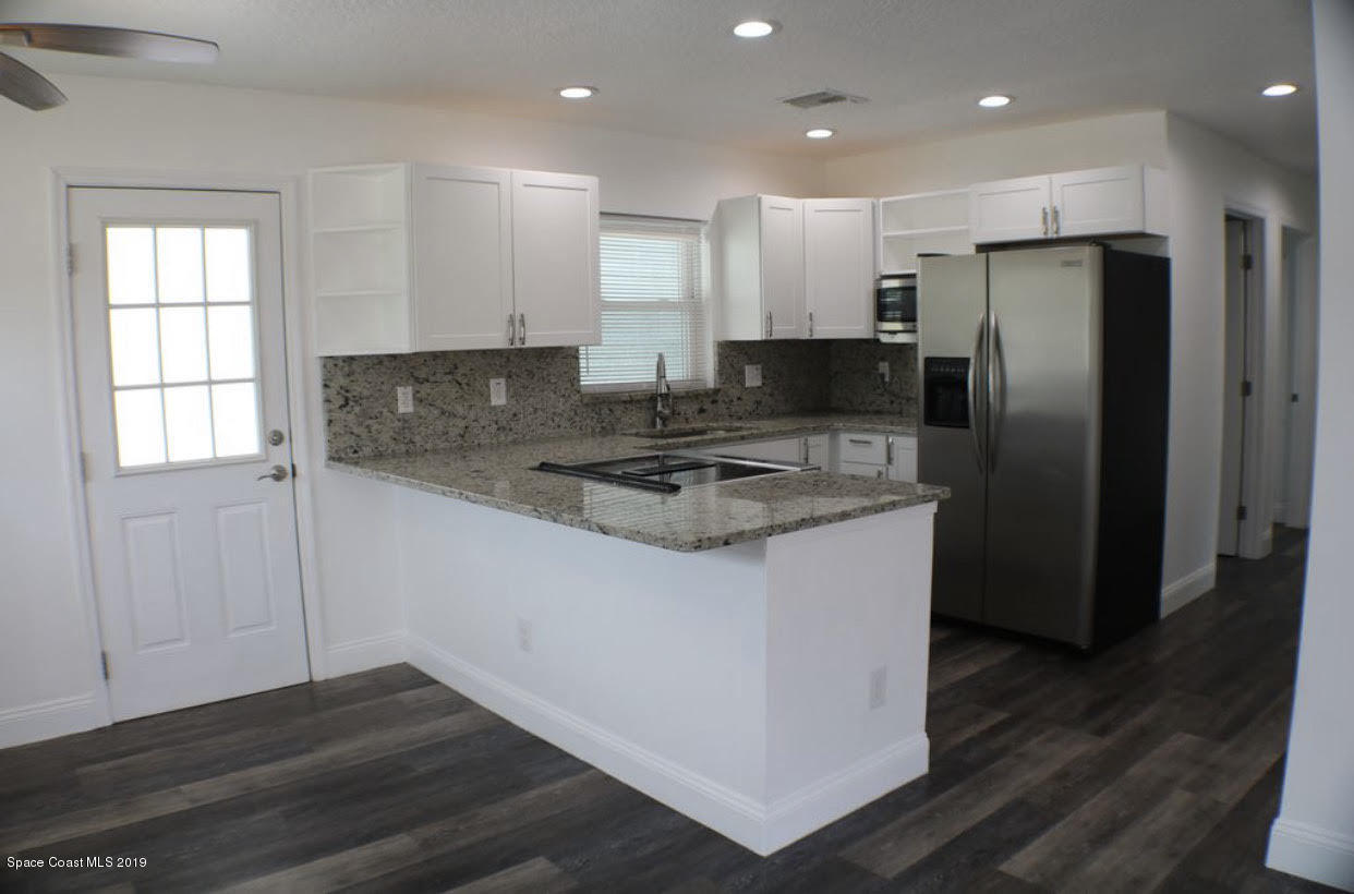 2156 Allan Adale Road Melbourne, FL 32935 - Photo 5 of 13 Kitchen