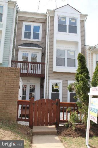 6018 Sunset Ridge Court Centreville, VA 20121 - Photo 2 of 16 Exterior (Main)