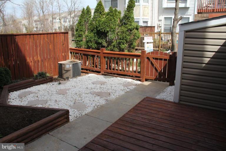 6018 Sunset Ridge Court Centreville, VA 20121 - Photo 9 of 16 Patio