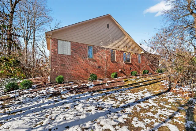 $315,000 | 4017 Fallbrook Lane, Anderson, IN 46011