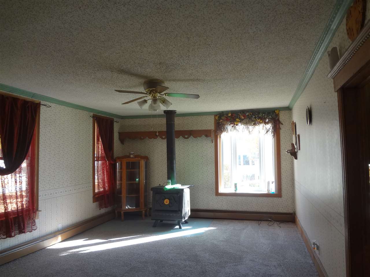 403 East 13th Street Rochester, IN 46975 - Photo 2 of 8