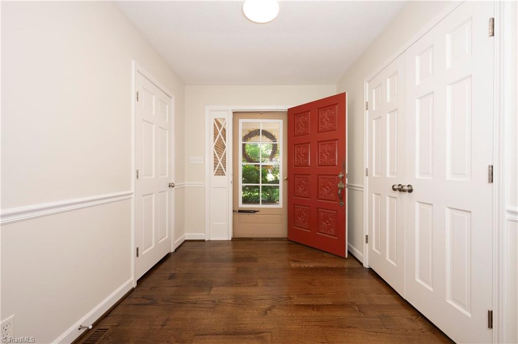 4484 Cotswold Road Pfafftown, NC 27040 - Photo 16 of 47