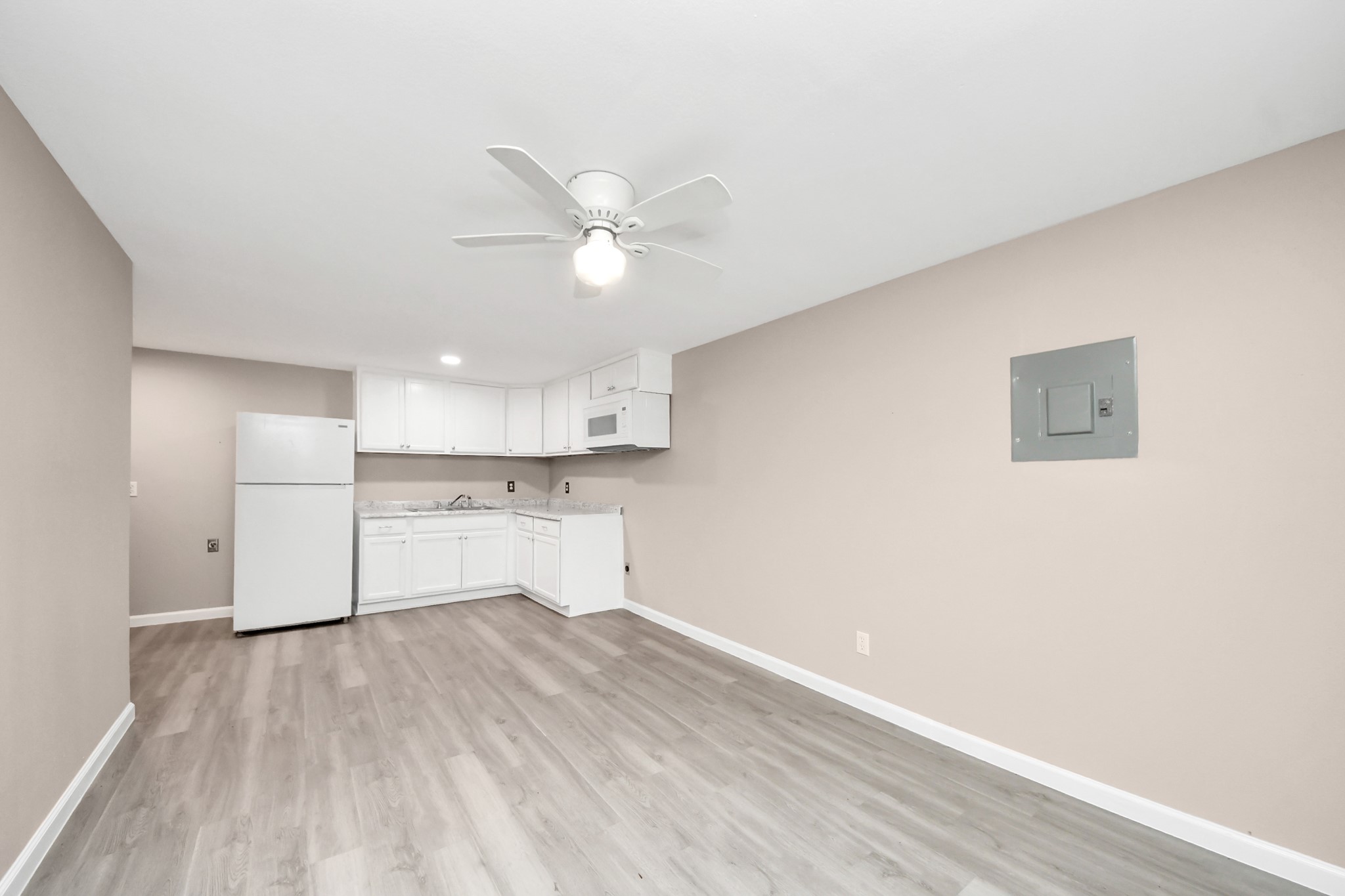 17111 River Road, Unit B Channelview, TX 77530 - Photo 4 of 19