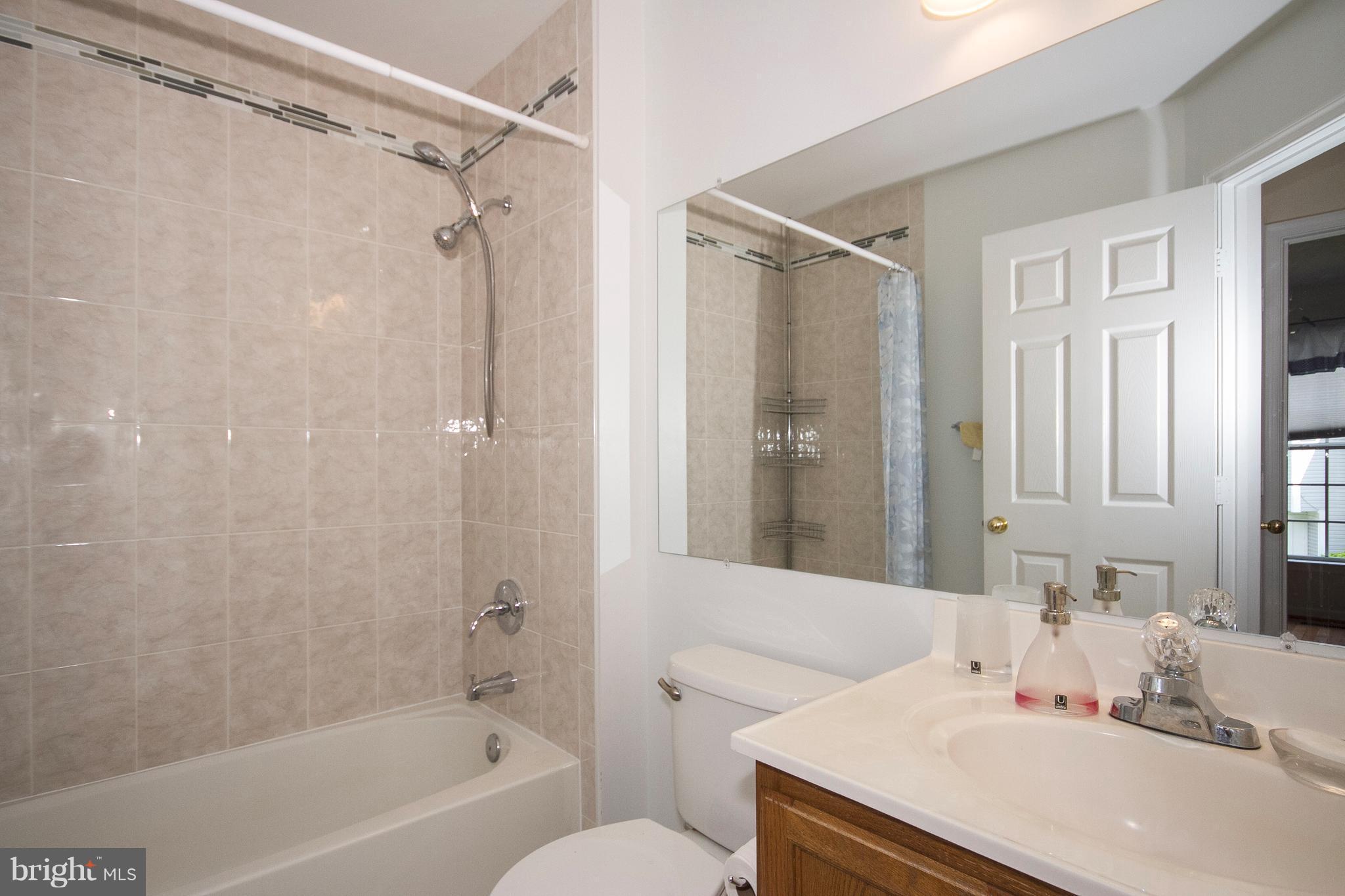 10900 Baskerville Road Reisterstown, MD 21136 - Photo 17 of 29 Bath