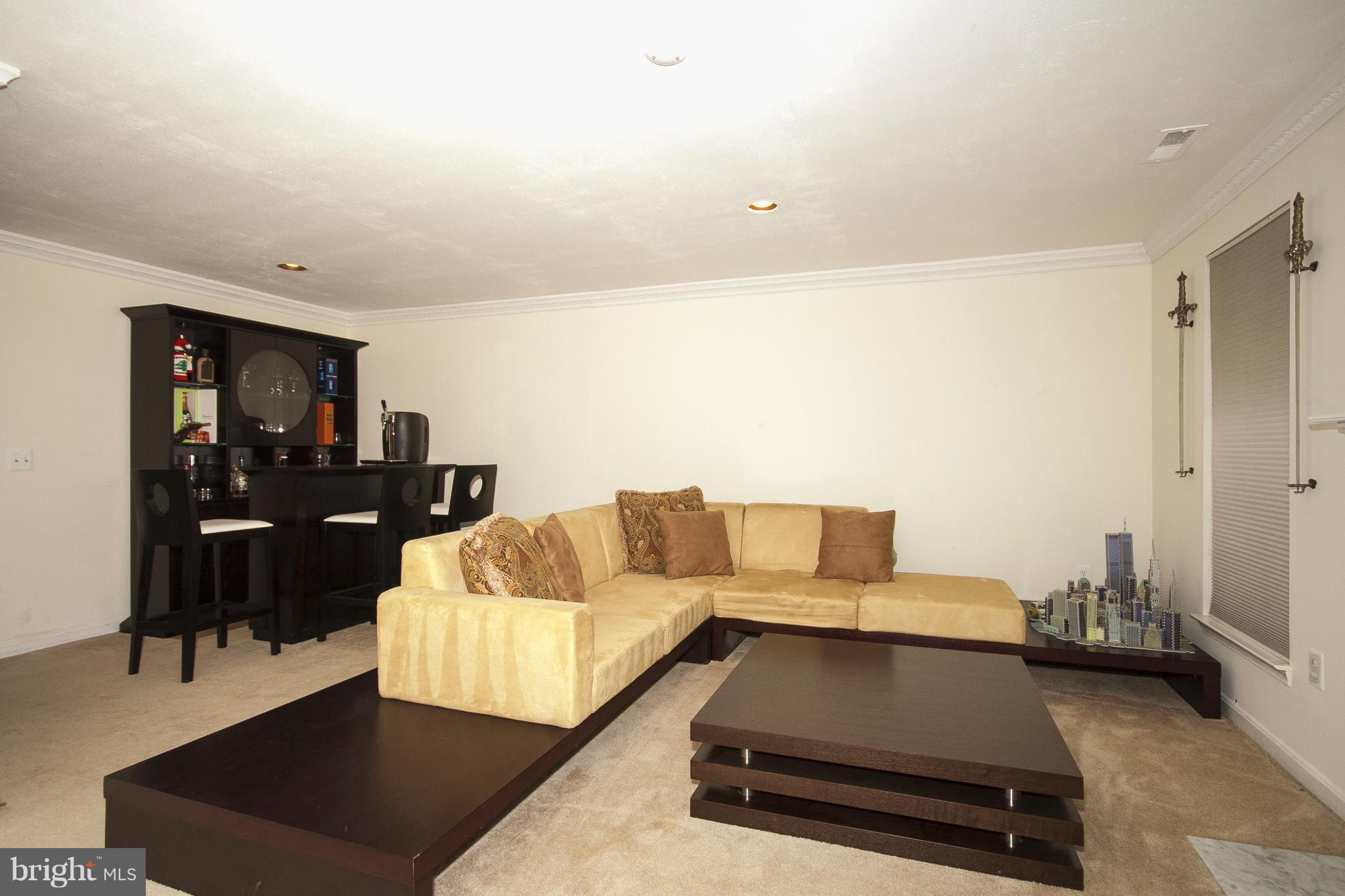 10900 Baskerville Road Reisterstown, MD 21136 - Photo 19 of 29 Family Room