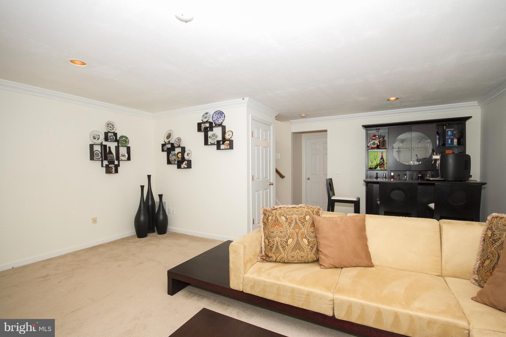 10900 Baskerville Road Reisterstown, MD 21136 - Photo 21 of 29 Family Room
