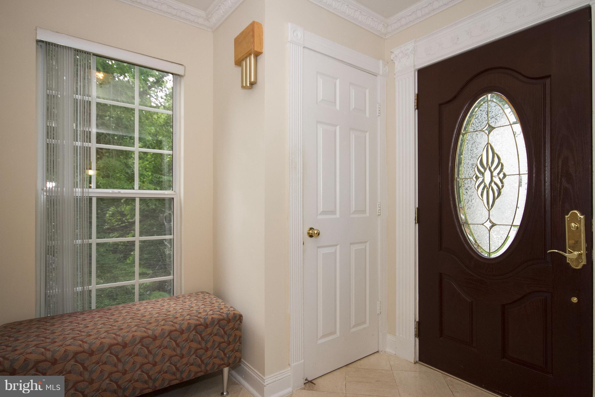 10900 Baskerville Road Reisterstown, MD 21136 - Photo 3 of 29 Entrance Foyer