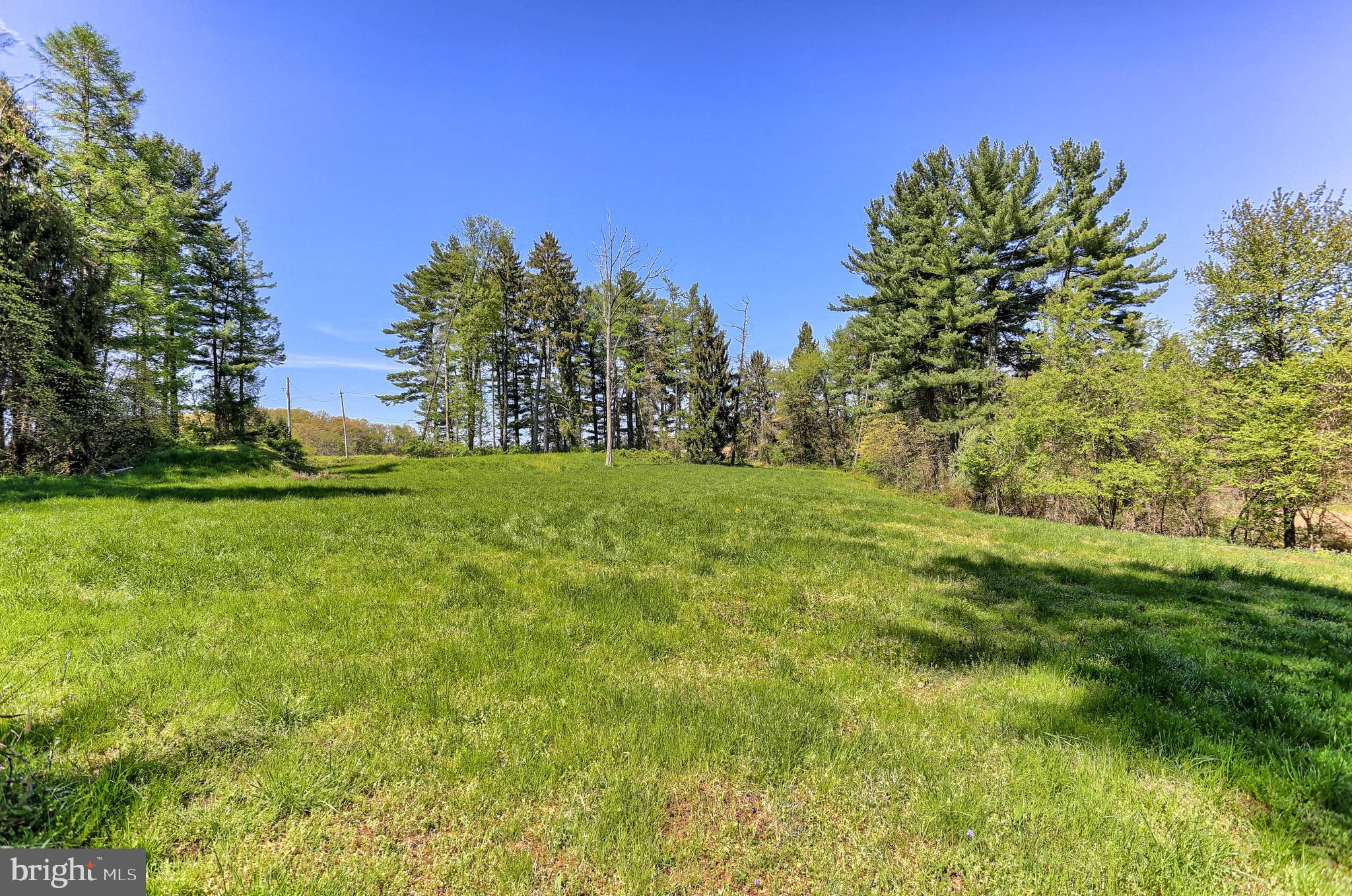 1340 Lake Road Spring Grove, PA 17362 - Photo 9 of 18