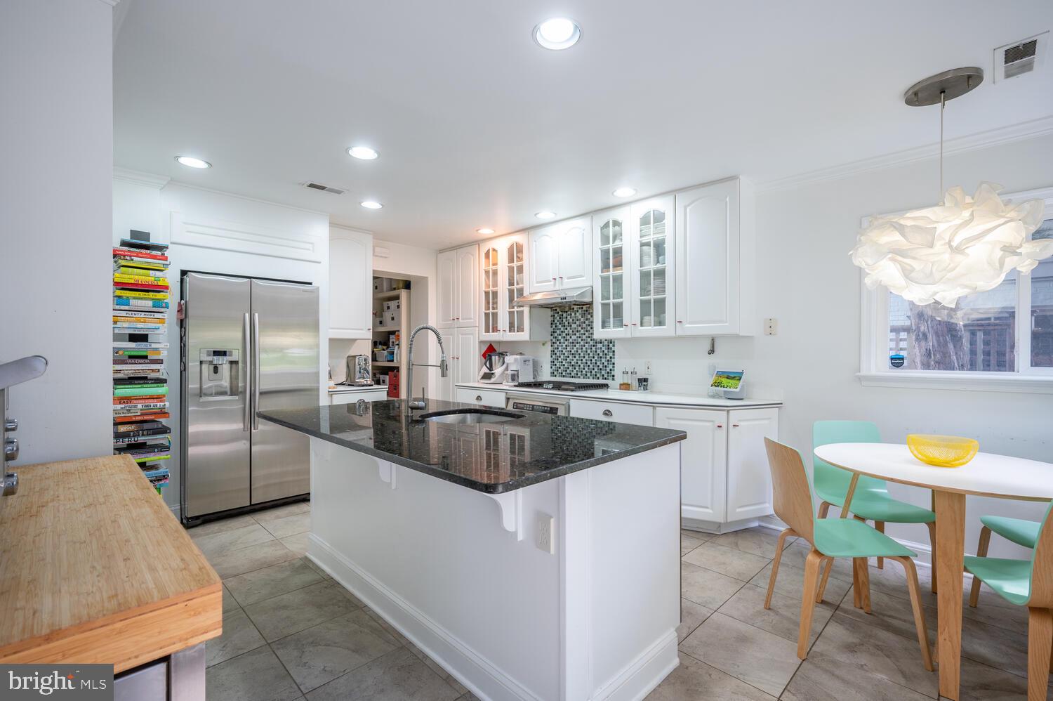 3314 Coquelin Terrace Chevy Chase, MD 20815 - Photo 6 of 27