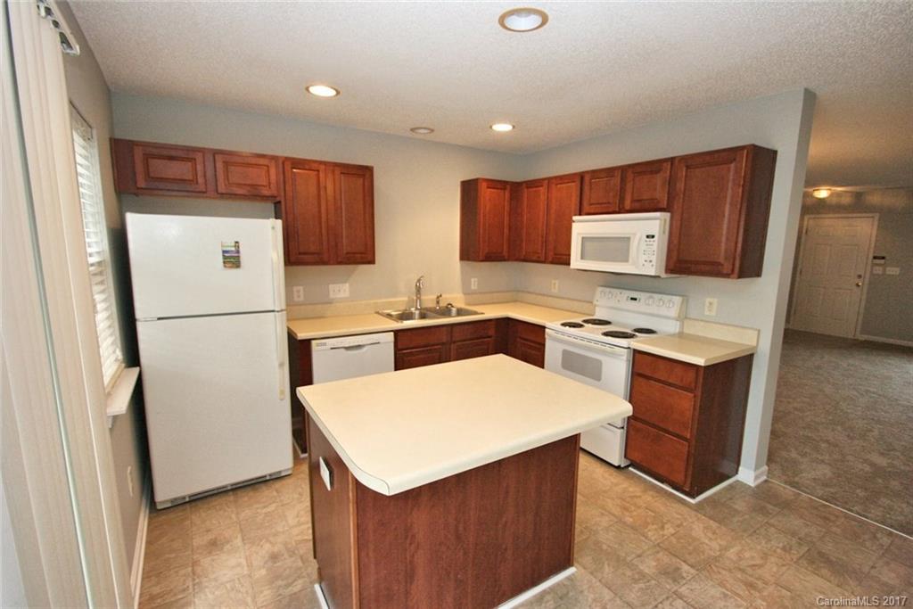 207 Butler Place, Unit 104 Fort Mill, SC 29715 - Photo 6 of 12 Gallery Image 6
