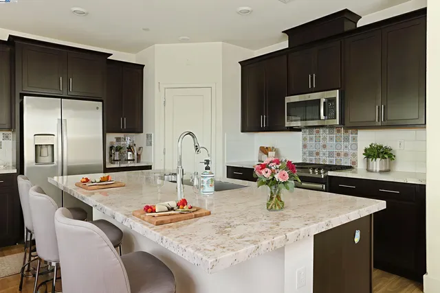 $837,000 | 2605 Luna Avenue, Tracy, CA 95377