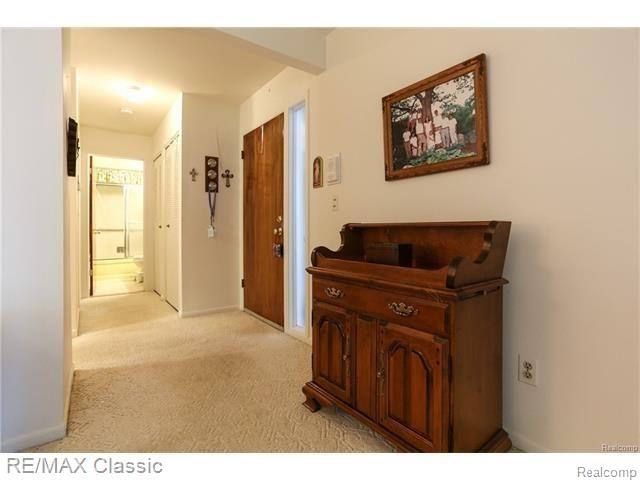 1199 South Sheldon Road, Unit 26 Plymouth, MI 48170 - Photo 3 of 17 Foyer.jpg