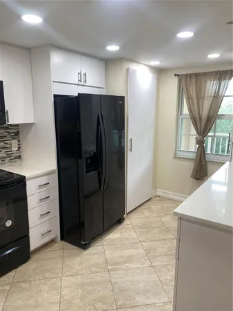 $2,150 | 3499 Oaks Way, Unit 304, Pompano Beach, FL 33069