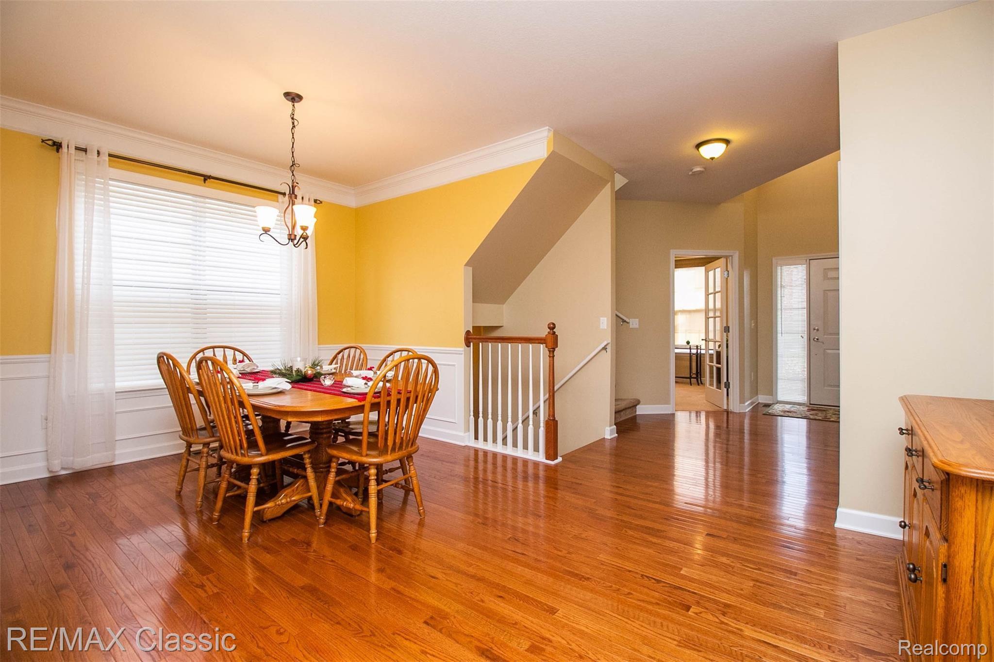 27135 Victoria Road Novi, MI 48374 - Photo 26 of 54 Dining room view #2