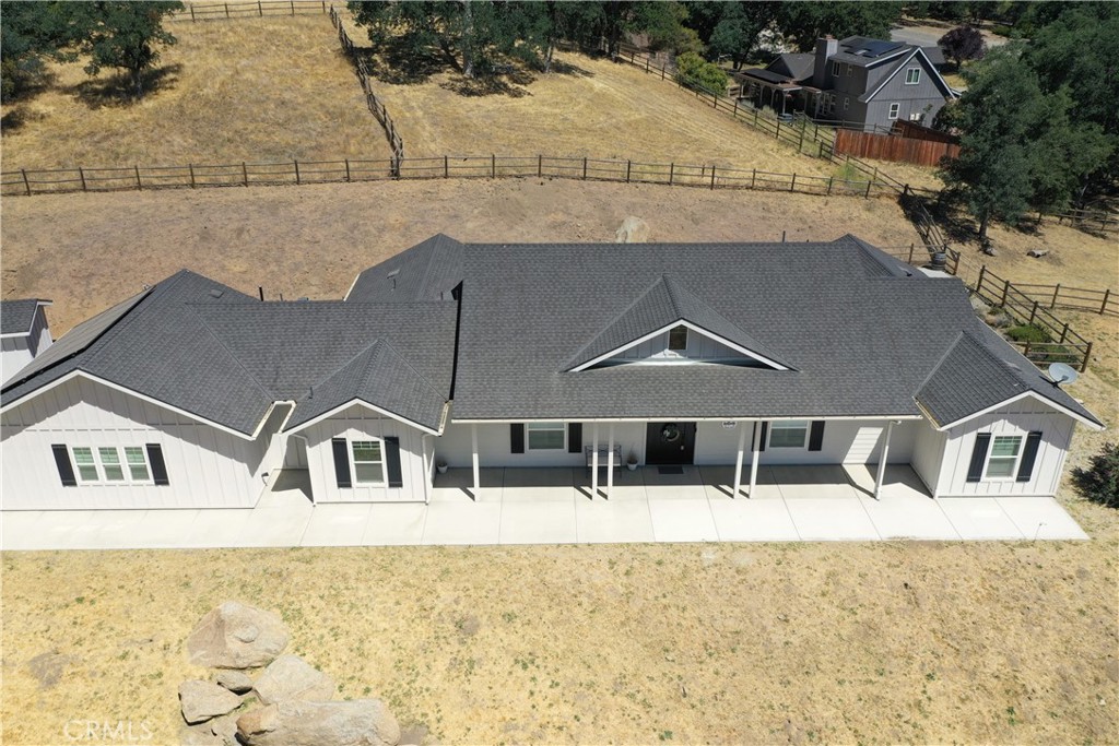 25904 Bear Valley Road Tehachapi, CA 93561 - Photo 3 of 66