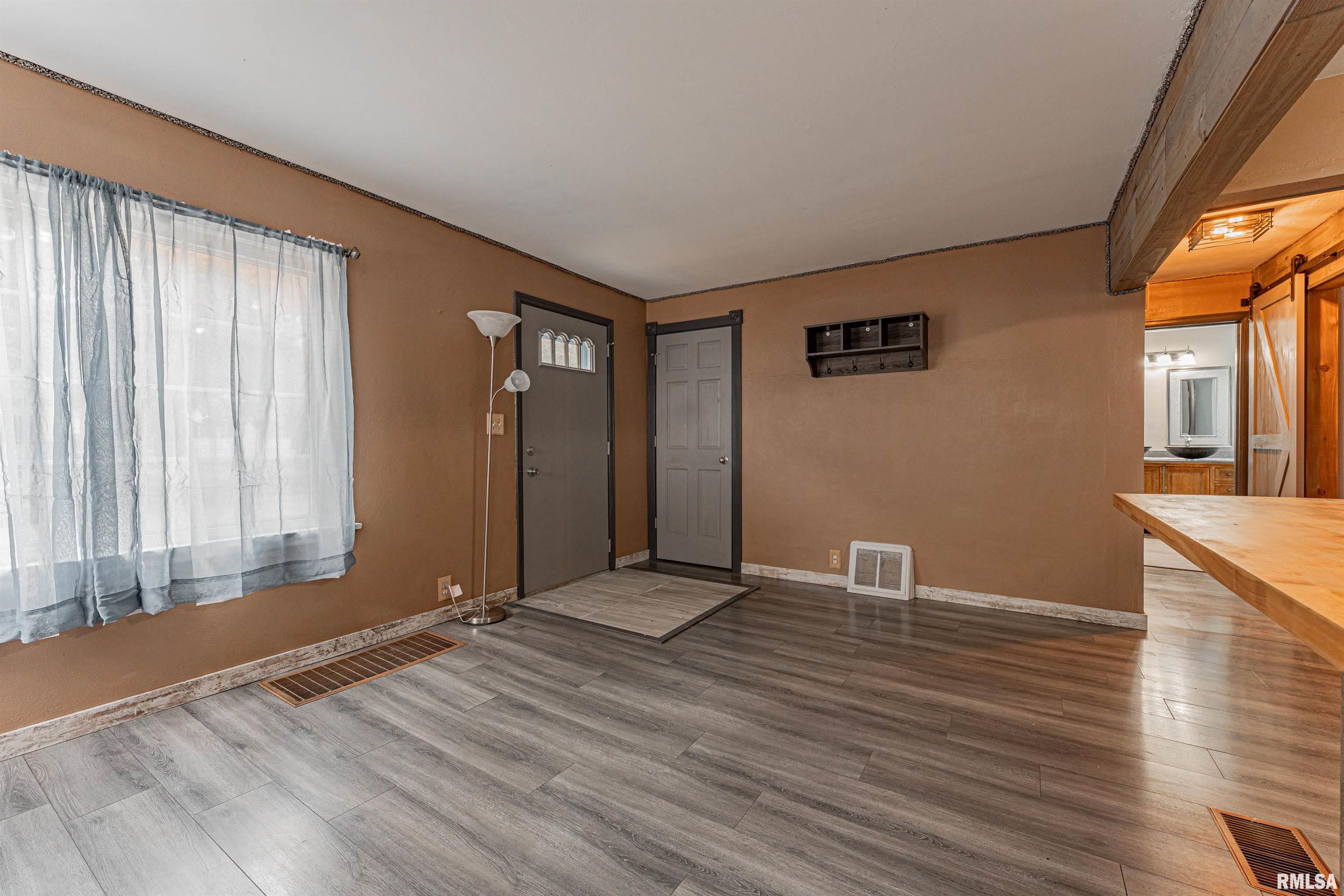 61 Bonnie Court Springfield, IL 62704 - Photo 6 of 25