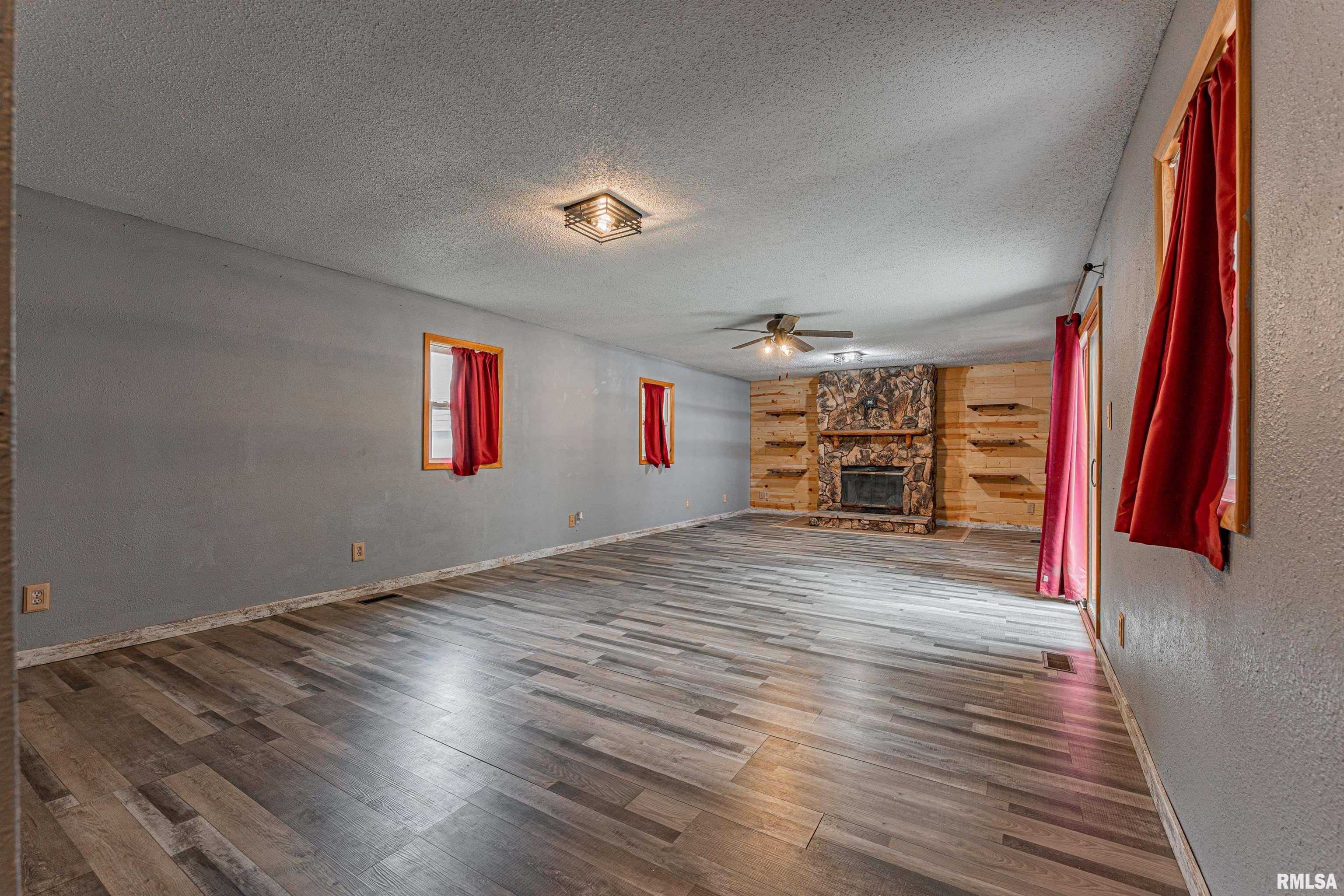 61 Bonnie Court Springfield, IL 62704 - Photo 10 of 25