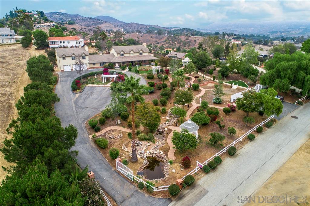 3520 Los Hermanos Road Fallbrook, CA 92028 - Photo 5 of 24