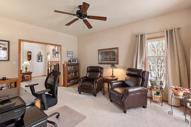 $399,900 | 684 West Hickory Lane, Saukville, WI 53080