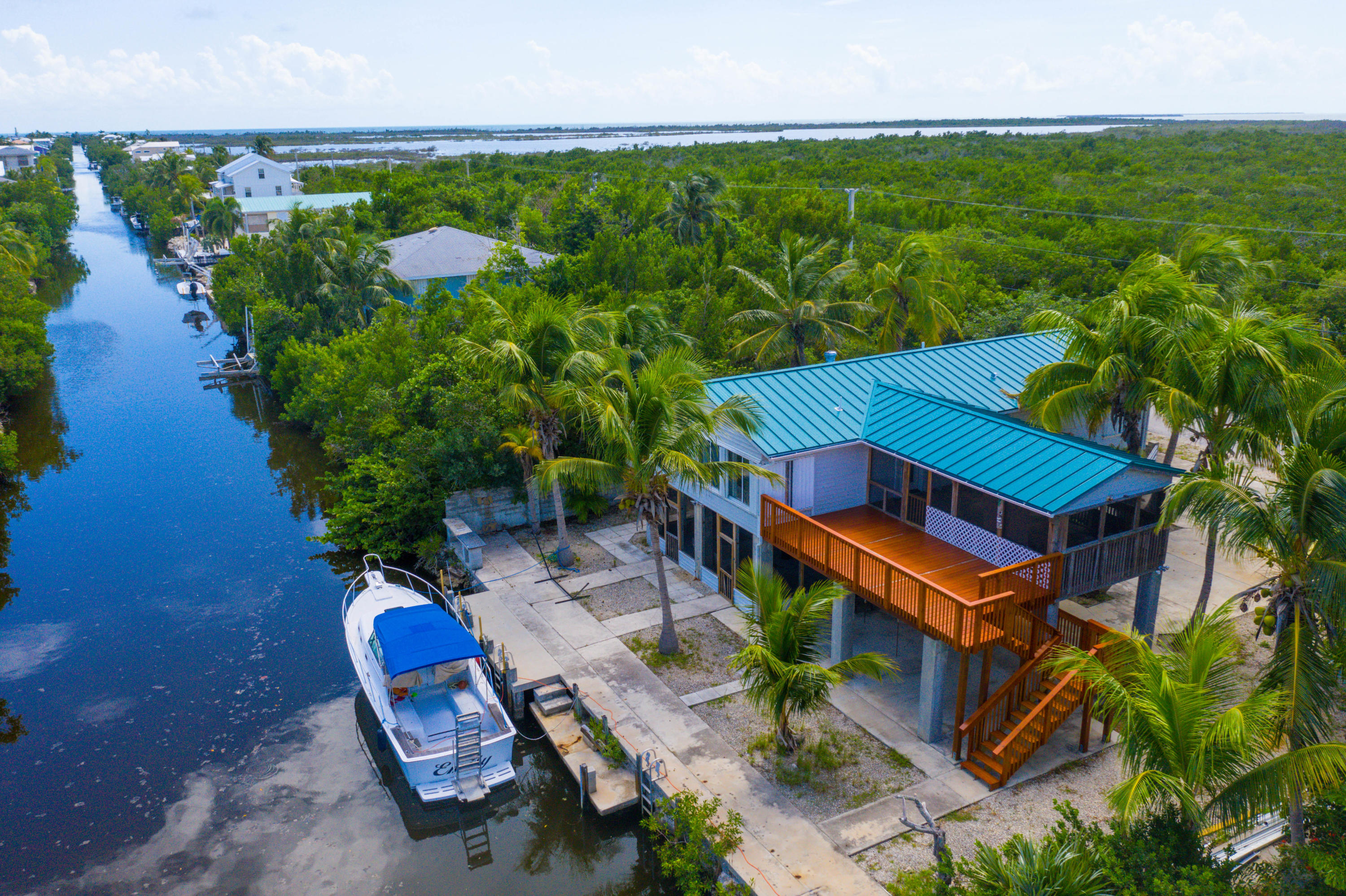 73 Indies Road Summerland Key, FL 33042 - Photo 5 of 42 Aerial down canal