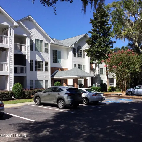 $189,000 | 1231 Ladys Island Drive, Unit 110, Port Royal, SC 29935