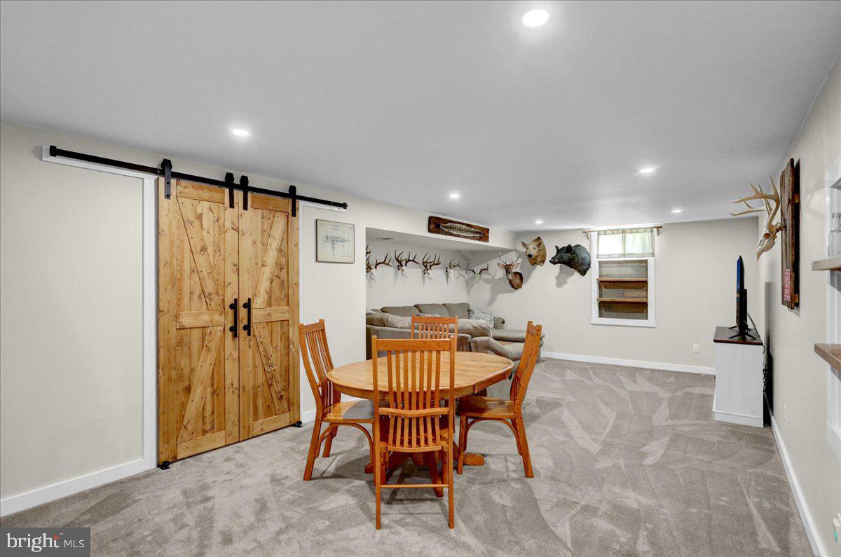 2581 Hill Road Reading, PA 19606 - Photo 43 of 53 a dining room with furniture and window