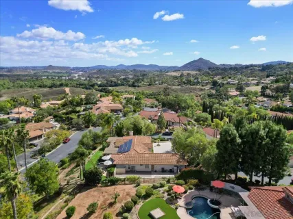 $1,495,000 | 328 Montecito Glen, Escondido, CA 92025