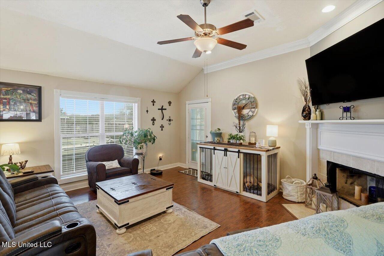 589 Oak Ridge Way Pearl, MS 39208 - Photo 5 of 30 05-589 Oak Ridge Way _ Home Tours MS