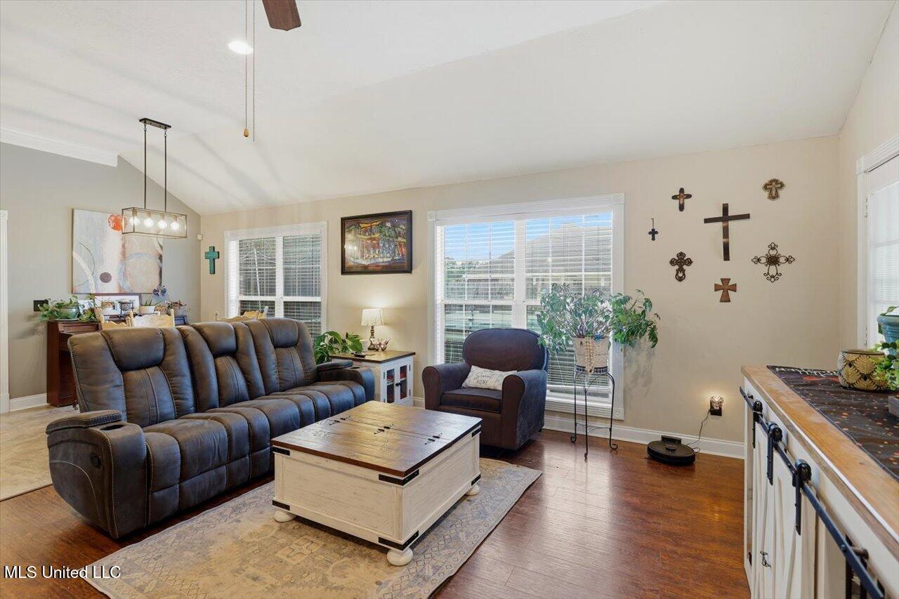 589 Oak Ridge Way Pearl, MS 39208 - Photo 7 of 30 07-589 Oak Ridge Way _ Home Tours MS