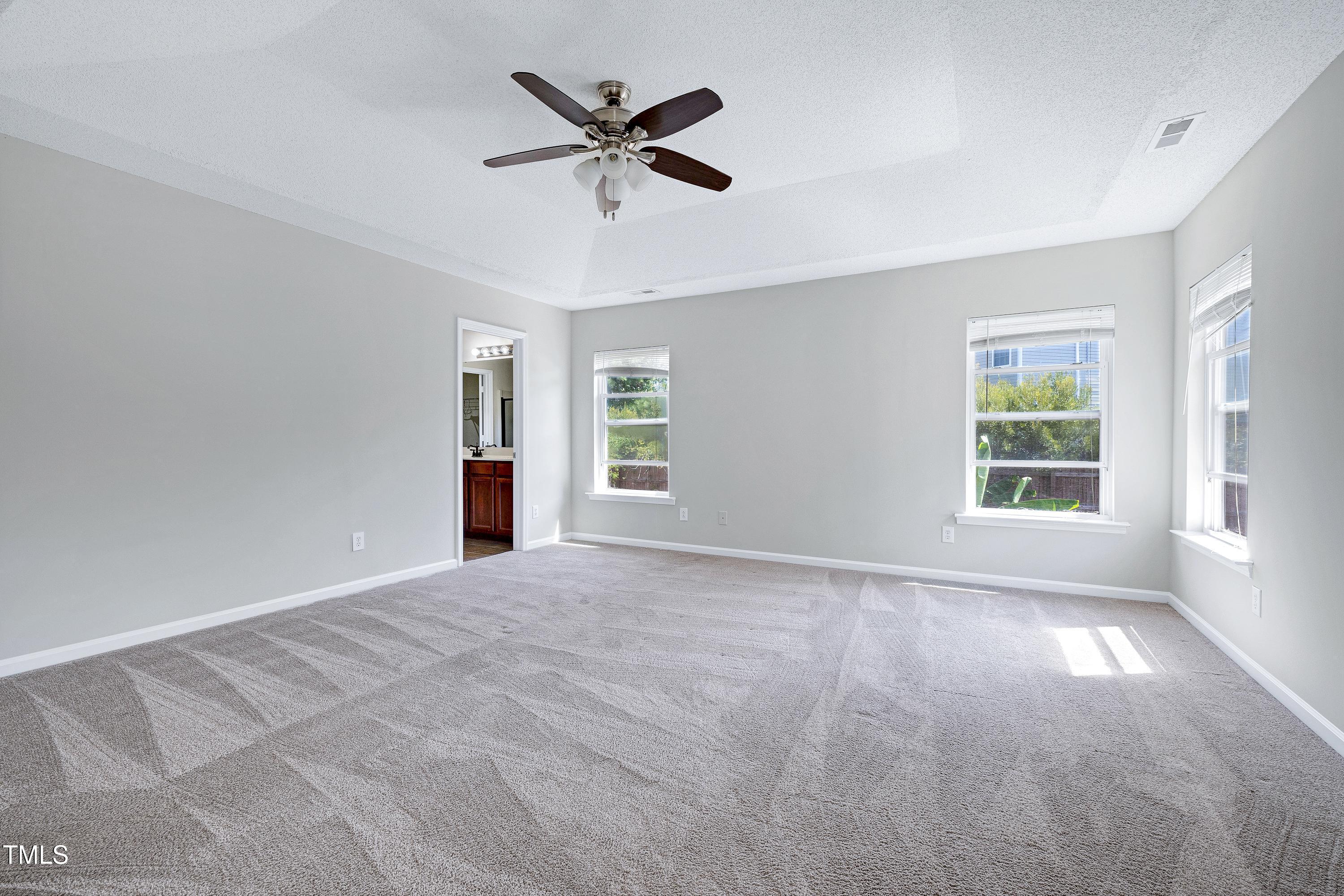 2817 Roundleaf Court Raleigh, NC 27604 - Photo 23 of 37 Scene-27
