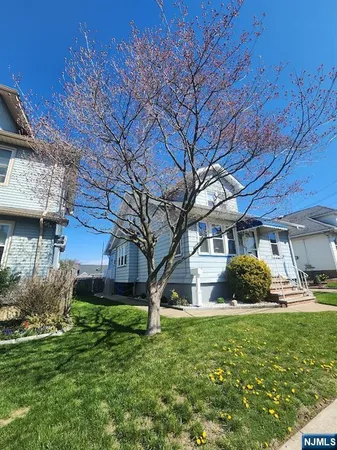 $2,600 | 23 Park Avenue, Unit 2, Garfield, NJ 07026