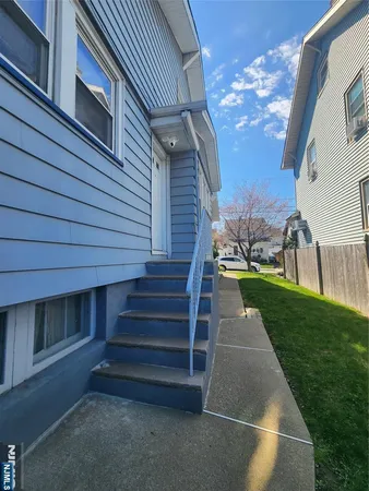 $2,600 | 23 Park Avenue, Unit 2, Garfield, NJ 07026