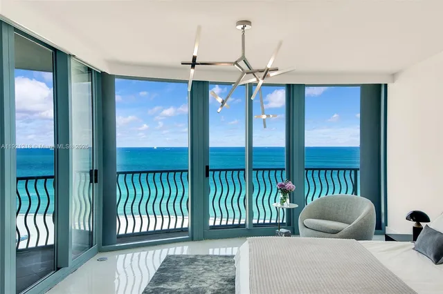 $30,000 | 1500 Ocean Drive, Unit 1201, Miami Beach, FL 33139