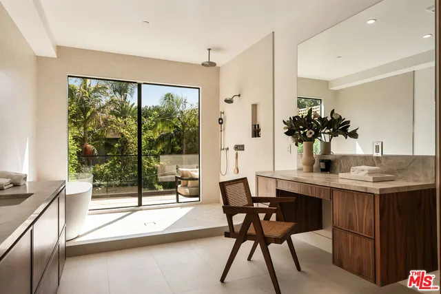 $5,995,000 | 1185 McClellan Drive, Los Angeles, CA 90049