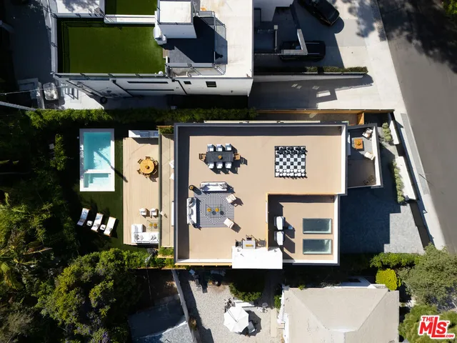 $5,995,000 | 1185 McClellan Drive, Los Angeles, CA 90049